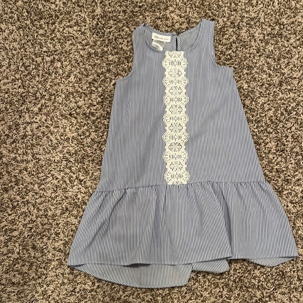 Blue dress
